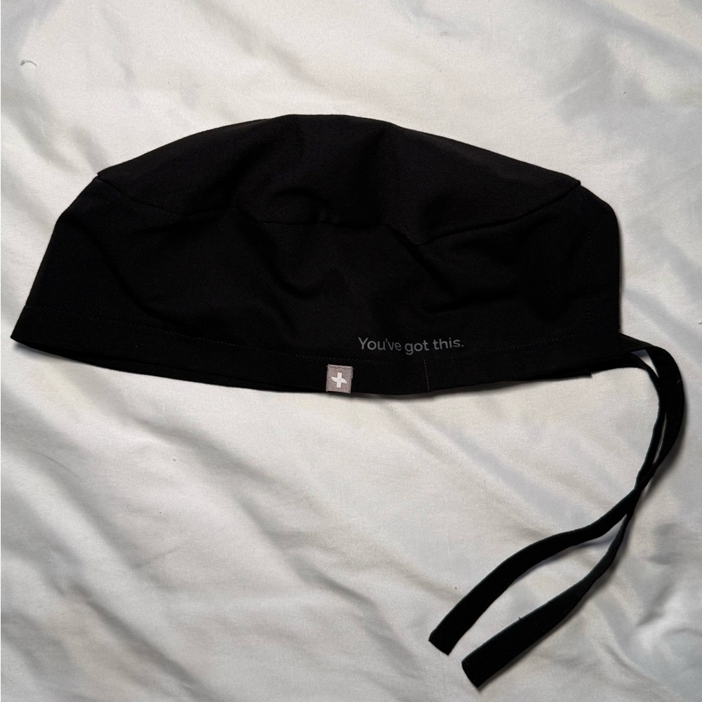 FIGS Black Modern Classic Scrub Cap